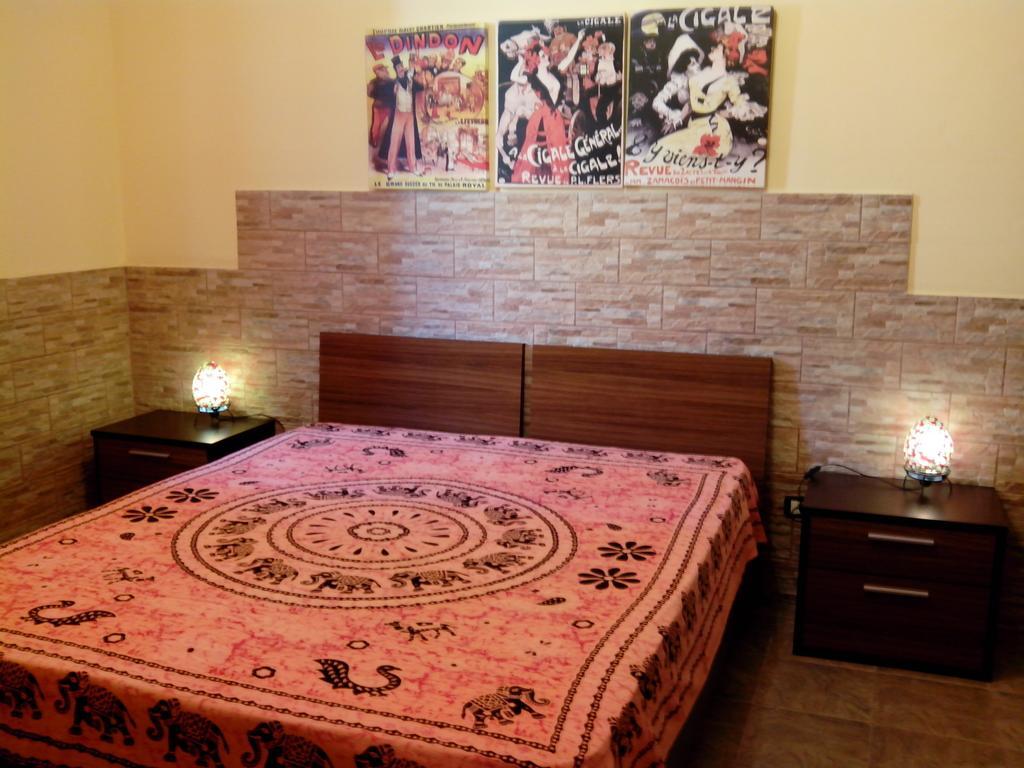 Bed&Breakfast La Casetta Сант-Алессио-Сикуло Номер фото